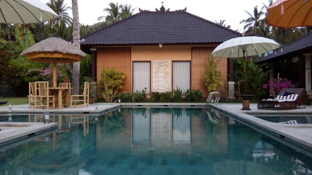 Villa Gusmania Candidasa Zimmer foto